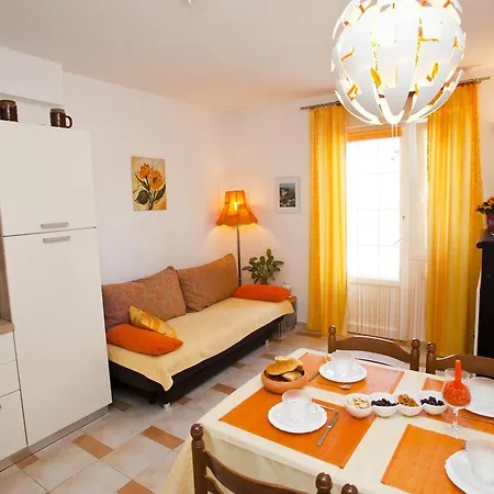 Apartments Marija Vrbnik Exterior photo